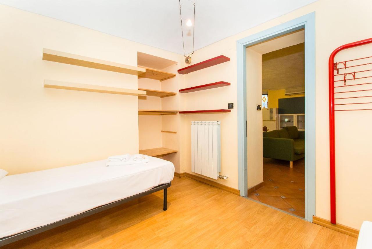 Porta Nuova Central Flat With Balcony 都灵 外观 照片