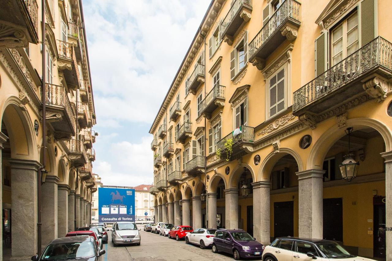 Porta Nuova Central Flat With Balcony 都灵 外观 照片